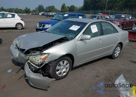 2004 Toyota Camry Le из США, поврежденный, VIN 4T1BE32K34U828466